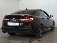 Aanzicht achter rechts