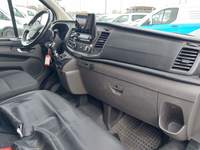 Вид на салон