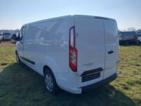 Widok z tyłu po stronie lewej