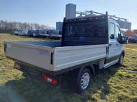 Widok z tyłu po stronie prawej