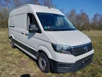 Pogled sprijeda desno