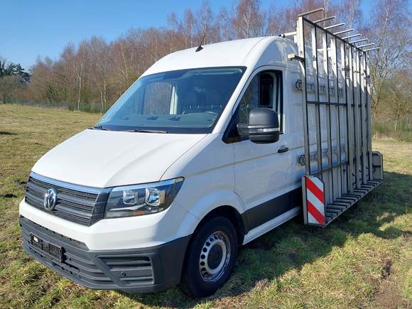 Pogled sprijeda lijevo