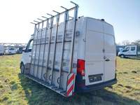 Pogled straga lijevo