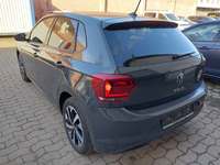 Widok z tyłu po stronie lewej