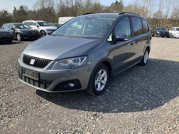 Skats no kreisās puses priekšā