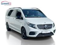 Skats no labās puses priekšā