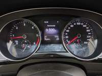 Pohled na přístrojovou desku