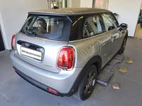 Όψη πίσω δεξιά