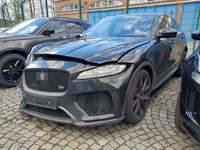 Pogled sprijeda lijevo