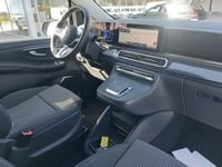 Вид на салон