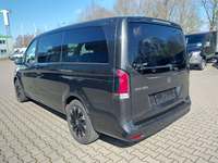 Вид сзади слева