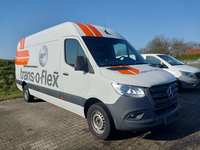 Вид спереди справа