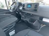 Вид на салон