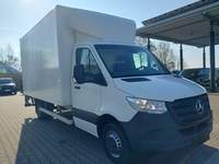 Вид спереди справа