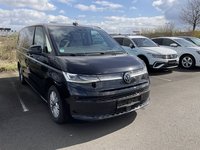 Skats no labās puses priekšā