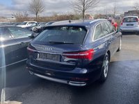 Skats no labās puses aizmugurē