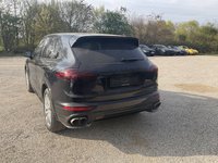 Náhled zezadu zleva