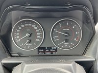 Pohled na přístrojovou desku