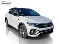 Skats no labās puses priekšā