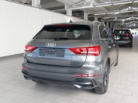 Pogled od pozadi desno