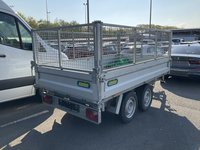 Náhled zezadu zprava