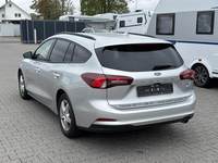 Widok z tyłu po stronie lewej