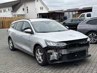 Widok z przodu po stronie prawej