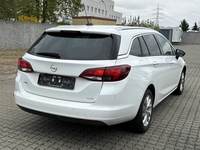 Widok z tyłu po stronie prawej