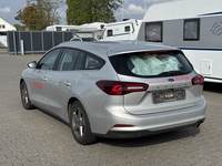 Widok z tyłu po stronie lewej