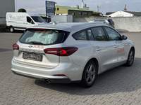 Widok z tyłu po stronie prawej