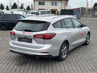 Widok z tyłu po stronie prawej