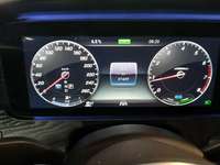 Pohled na přístrojovou desku