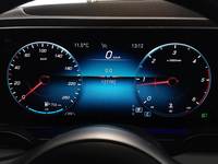 Pohled na přístrojovou desku