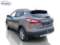 Вид сзади слева