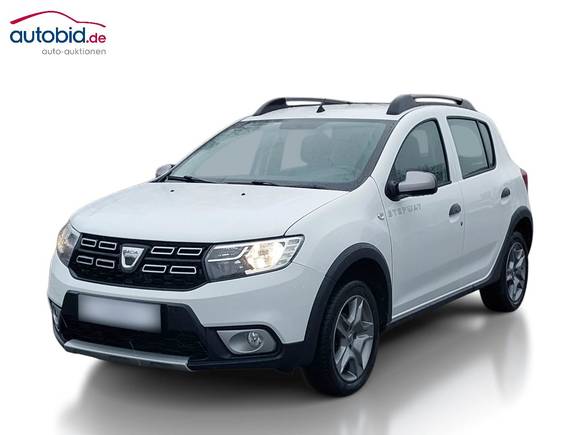 Skats no kreisās puses priekšā