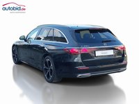 Вид сзади слева