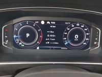 Вид на приборную панель