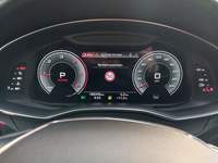 Вид на приборную панель