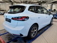 Widok z tyłu po stronie prawej