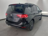 Widok z tyłu po stronie prawej