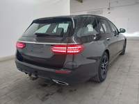 Вид сзади справа