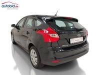 Widok z tyłu po stronie lewej