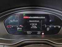 Pohled na přístrojovou desku