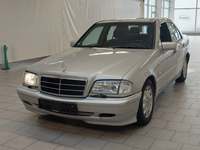 Widok z przodu po stronie lewej