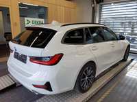 Изглед отзад отдясно