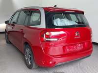 Вид сзади слева