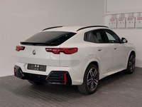 Widok z tyłu po stronie prawej