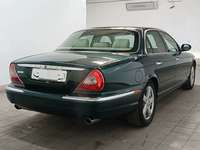 Aanzicht achter rechts