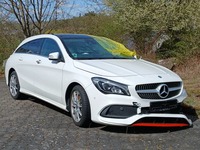 Pogled sprijeda desno