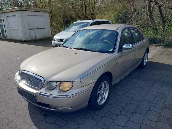 Pogled sprijeda lijevo